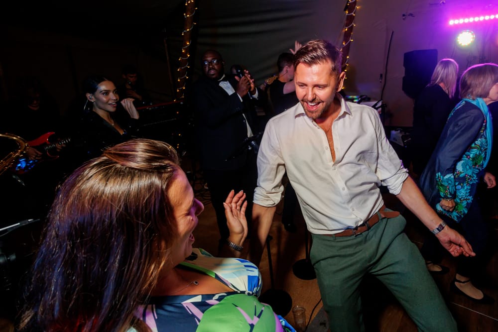guest dancing